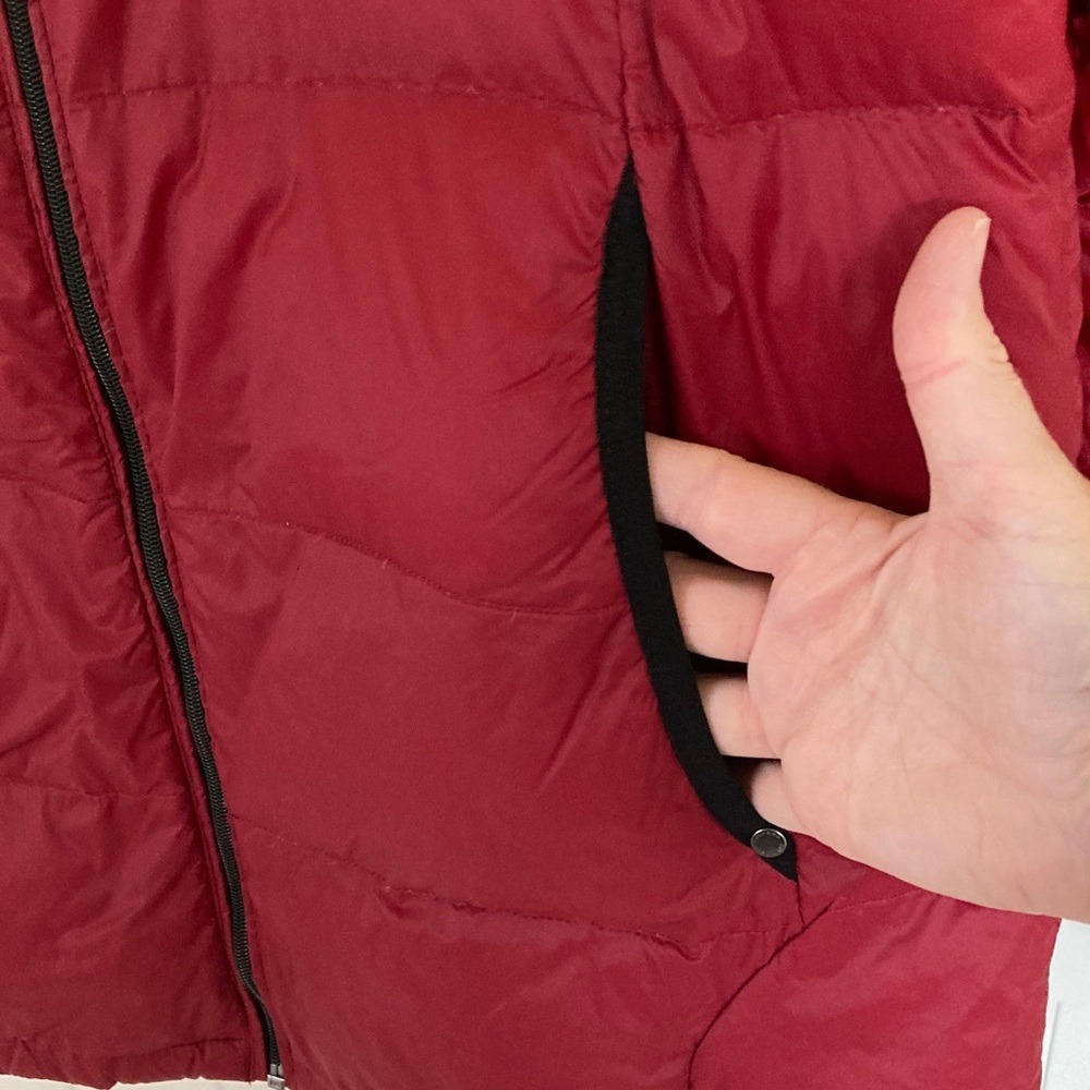 Calvin Klein Womens Cherry Red Quilted Packable Down Jacket Size M Hooded Winter - Picture 6 of 13